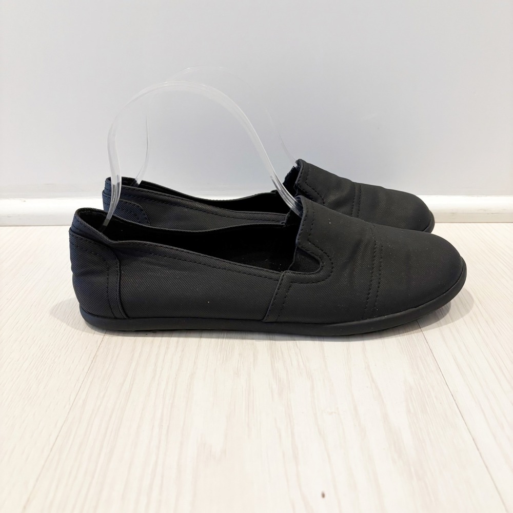 SafeTstep Slip On Shoes Women Size 7 Black Slip Resistant Work Flats Server